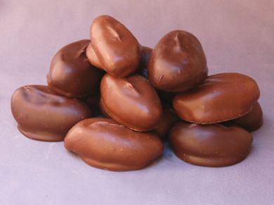 HANDMADE CHOCOPLUMS